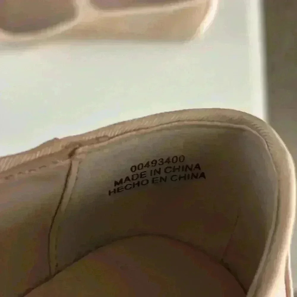 Light pink satin, Forever 21, ballet flats shoes - Picture 3 of 5